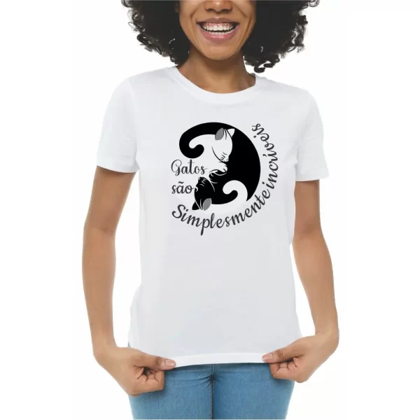 Camiseta com Estampa Gatos são Simplesmente Incríveis, Modelo Feminino Baby Look