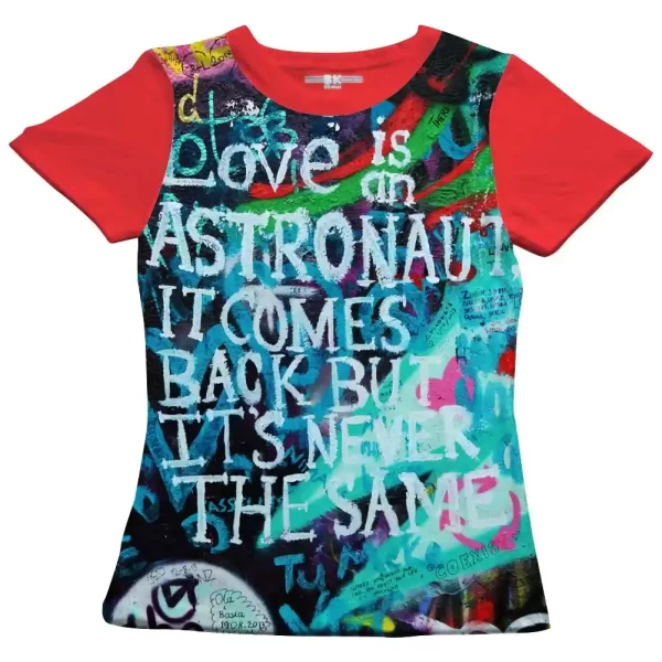 Camiseta com Estampa Grafite Astronaut, Modelo Feminino Baby Look - Image 5