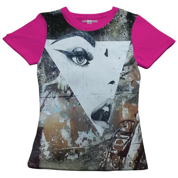 Camiseta com Estampa Grafite Face Triangular, Modelo Feminino Baby Look - Image 2