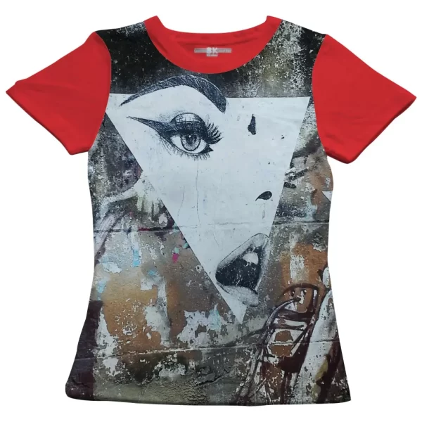 Camiseta com Estampa Grafite Face Triangular, Modelo Feminino Baby Look - Image 5