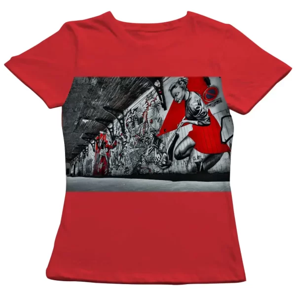 Camiseta com Estampa Grafite Mural em Perspectiva, Modelo Feminino Baby Look - Image 5