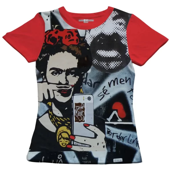 Camiseta com Estampa Grafite Selfie, Modelo Feminino Baby Look - Image 5