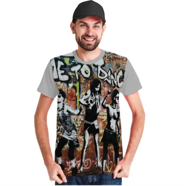 Camiseta com Estampa Grafite Trio Dance, Modelo Tradicional