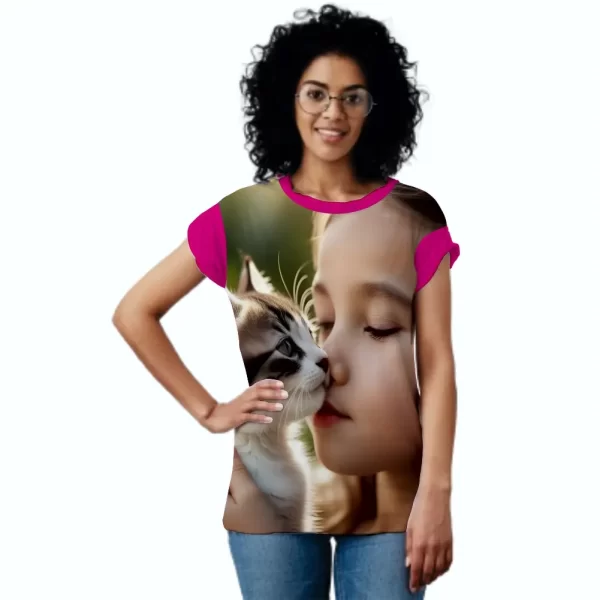 Camiseta com Estampa Menina e seu Gato, Modelo Feminino Baby Look - Image 3