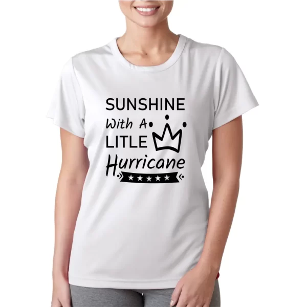 Camiseta feminina, modelo baby look, estampa Sunshine