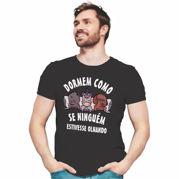 Camiseta Modelo Tradicional, Estampa Dormem Como se Ninguém Estivesse Olhando - Image 4